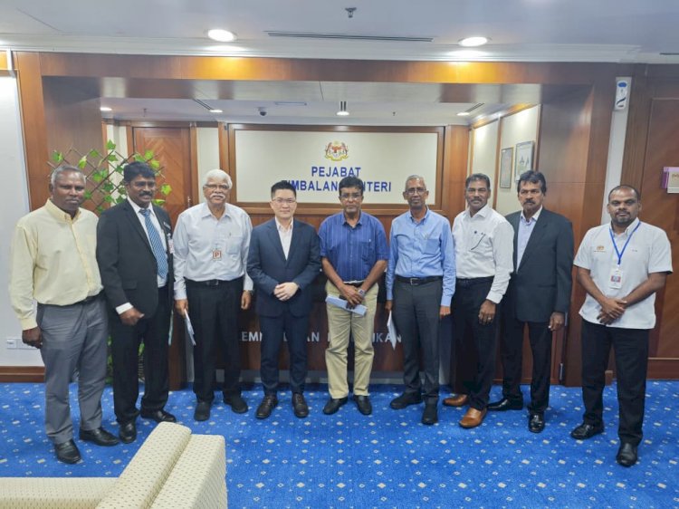 10 ஆண்டுகள் தமிழ்ப் பள்ளிகளுக்கான உதவி இயக்குனர்  நியமனம் இல்லை ஏன்?